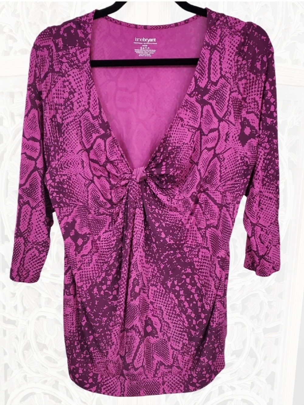 Lane Bryant Fuschia/Purple Snake-Print Twist-Front Top       Size 14/16